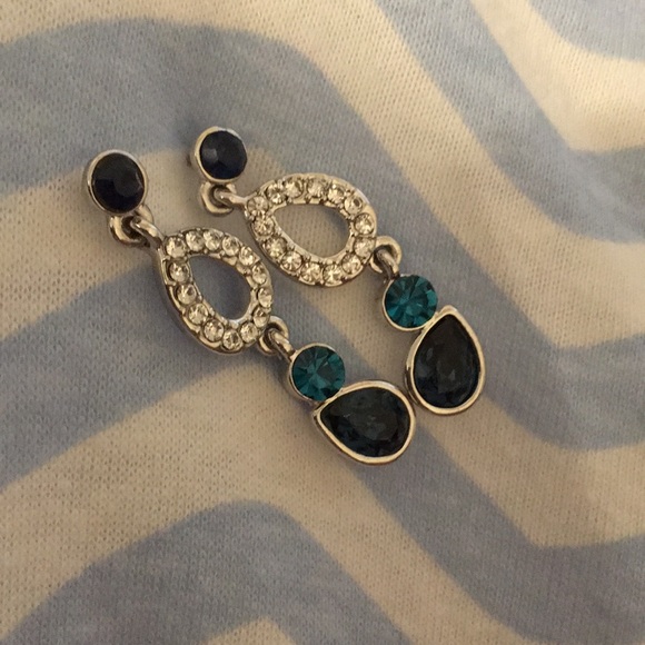 Blue & Teal Gem Drop Earrings 💙 - Picture 3 of 9